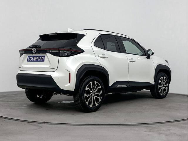 Toyota YARIS Cross 1.5 Hybrid 115 Dynamic | Apple Carplay & Android Auto | Parkeercamera |