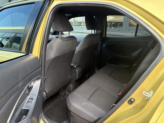 Toyota YARIS Cross 1.5 Hybrid Dynamic TREKHAAK/KEYLESS/CAMERA/NAVI/CARPLAY/PDC/17INCH