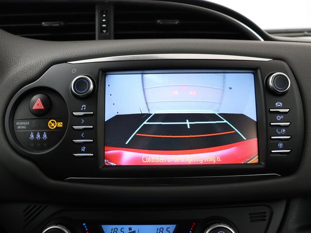 Toyota YARIS 1.5 Hybrid Active | NL-Auto | Cruise Control | Parkeercamera | Bluetooth |