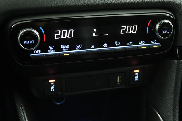 Toyota YARIS 1.5 Hybrid GR Sport | Adaptive Cruise Control | Navigatie | Android Auto | Apple Carplay | Achteruitrijcamera | Stoelverwarming |