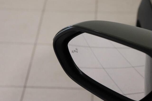 Toyota YARIS Cross 1.5 Hybrid 115 First Edition, Comfort Pack, Apple Carplay/Android Auto,