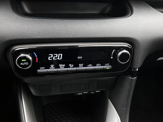 Toyota YARIS 1.5 Hybrid 115 Active