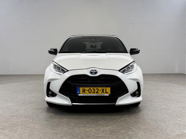 Toyota YARIS 1.5 Hybrid Bi-Tone Executive | Camera | Carplay | Adaptive Cruise | Trekh. | LED | Navi | Keyless