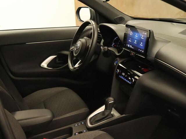 Toyota YARIS Cross 1.5 Hybrid Dynamic - ORIGINEEL NEDERLANDSE AUTO - LED KOPLAMPEN - AFNEEMBARE TREKHAAK - ADAPTIEVE CRUISE CONTROL - ACHTERUITRIJCAMERA - APPLE CARPLAY / ANDROID AUTO - KEYLESS ENTRY & START - VOLLEDIG DIGITAAL INSTRUMENTENPANEEL - 17" LICHTMETALEN VE