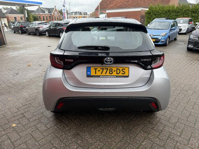Toyota YARIS 1.5 93 PK | Hybrid Active | 5-drs | Navigatie |