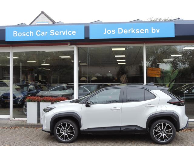 Toyota YARIS Cross 1.5 Hybrid GR Sport - Nav | CarPlay | HUD | JBL Sound | Elektr. Klep | Stoelverw. | Camera | PDC v+a