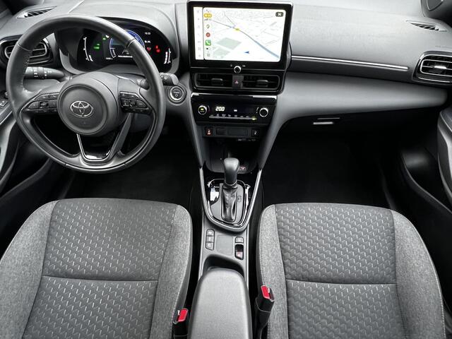 Toyota YARIS Cross 1.5 Hybrid Dynamic Automaat / Fabrieksgarantie tot 04-2028 < 100.000km, tot 10 jaar mogelijk ** / Navigatie (abbo) / Adaptieve CC / Achteruitrijcamera / Apple Carplay Android / 17" LM wielen /