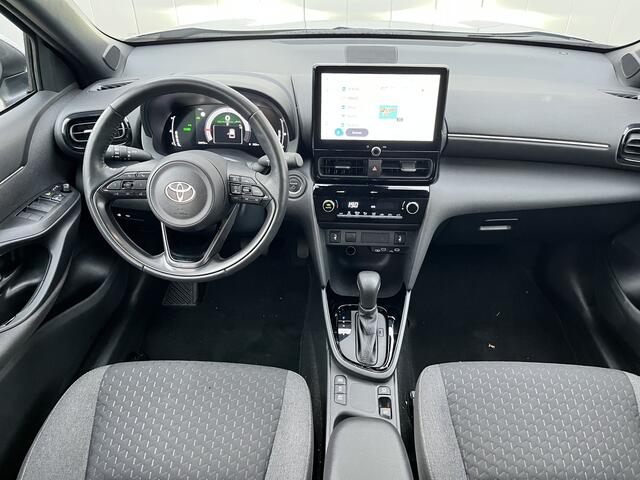 Toyota YARIS Cross 1.5 Hybrid 115 First Edition Comfort pack NL Auto PDC Blinde Spot Stoelverwarming Stuurverwarming