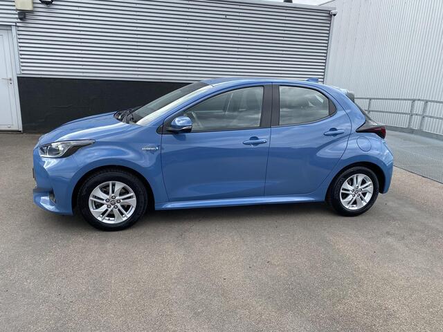 Toyota YARIS 1.5 Hybrid 115 Active Navigatie Apple Carplay/Android Auto, achteruitrij camera, adaptieve cruise control, parkeersensoren voor + achter