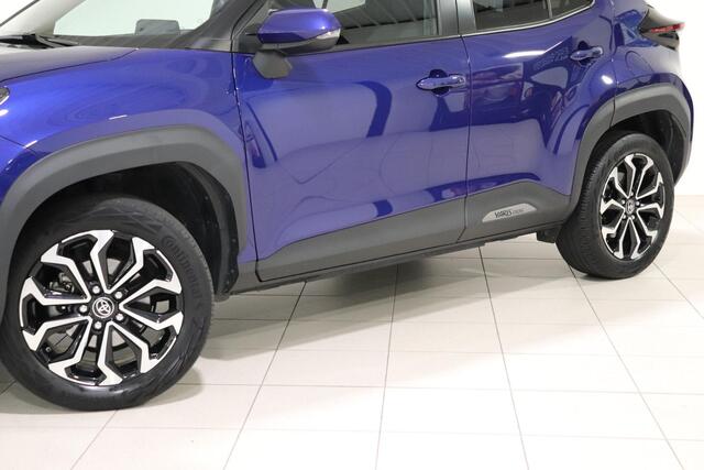 Toyota YARIS Cross 1.5 Hybrid First Edition, Afneembare Trekhaak, Apple Carplay / Android Auto, Climate Control, Camera!