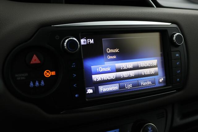 Toyota YARIS 1.5 Hybrid Dynamic | Cruise control | Climate control | Navigatie |