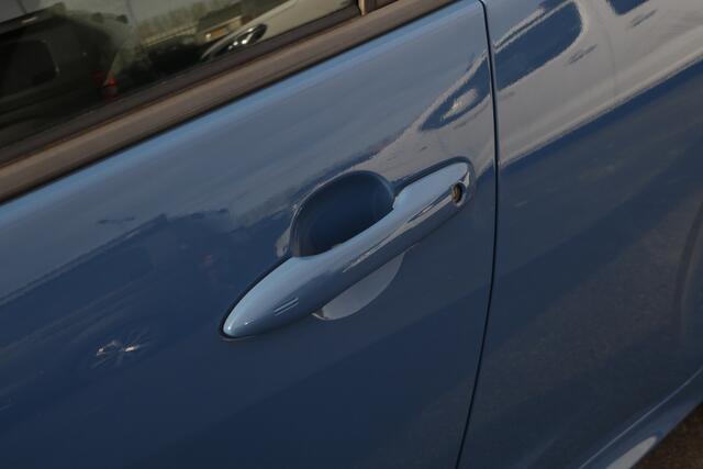 Toyota YARIS 1.5 Hybrid Dynamic