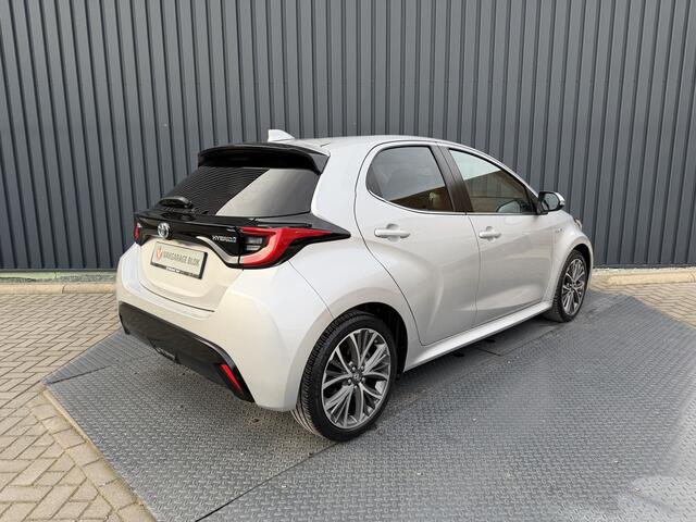 Toyota YARIS 1.5 Hybrid Executive | Creme LEER | JBL | BSM | Head-up | Rijklaar!!