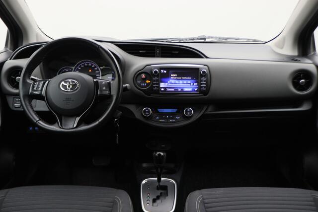 Toyota YARIS 1.5 Hybrid Executive Camera, Stoelverwarming, Climate, Bluetooth, Rijstrooksensor