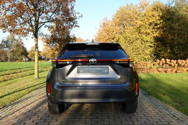 Toyota YARIS Cross 1.5 Hybrid Comfort | Camera | CarPlay | Adaptive Cruise | LED | Stoelverwarming | Stuurwielverwarming |
