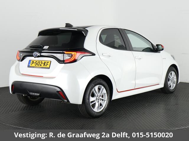 Toyota YARIS 1.5 Hybrid Active + Coral Red Pack | 1e eigenaar | Apple Carplay & AndroidAUTO | Camera |