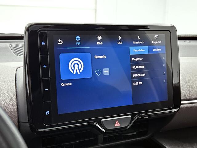 Toyota YARIS Cross 1.5 Hybrid Executive | Panoramadak | Stoelverwarming | Elek. achterklep | LM velgen | Caleche