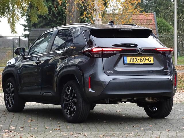 Toyota YARIS Cross 1.5 Hybrid 130 Dynamic Comfort /Safety PAKKET ASH GREY EN NIGHT SKY BLACK MET
