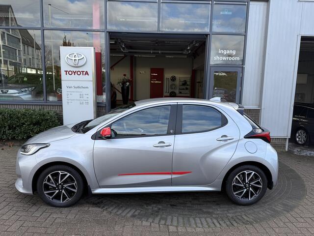 Toyota YARIS 1.5 Hybrid Dynamic
