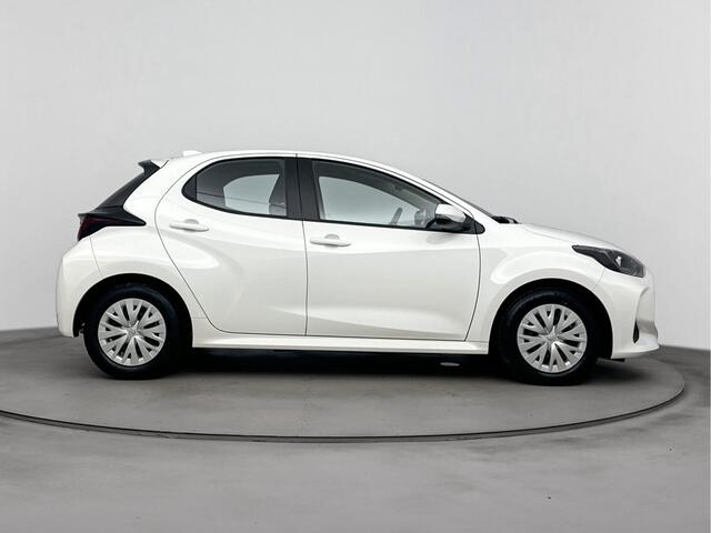 Toyota YARIS 1.5 Hybrid 115 Comfort Limited | Garantie t/m 08-2032 mogelijk | Stoelverwarming | Navigatie
