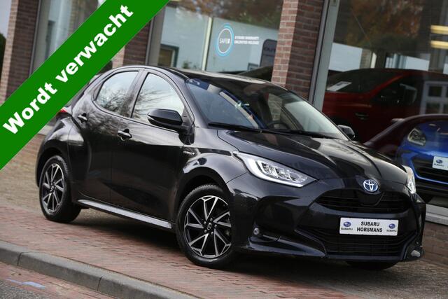 Toyota YARIS 1.5 Hybrid Dynamic Navi Carplay LED Camera ACC