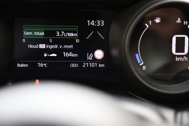 Toyota YARIS 1.5 Hybrid Dynamic Navi Carplay LED Camera ACC