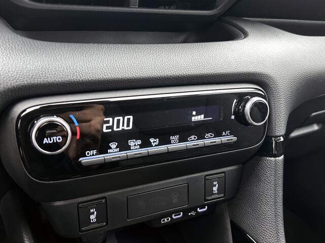 Toyota YARIS 1.5 Hybrid Dynamic | Stoelverwarming | BTW voertuig | Achteruitrijcamera |