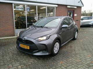 toyota-yaris-1.5-hybrid-active-appl