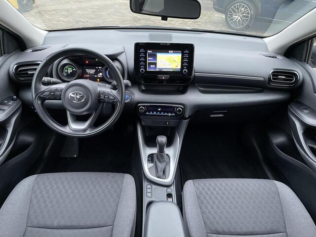 Toyota YARIS 1.5 Hybrid Dynamic **APPLE CARPLAY/ NAVIGATIE/ 36 MAANDEN GARANTIE**
