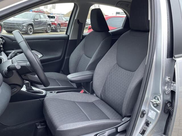 Toyota YARIS 1.5 Hybrid Dynamic **APPLE CARPLAY/ NAVIGATIE/ 36 MAANDEN GARANTIE**