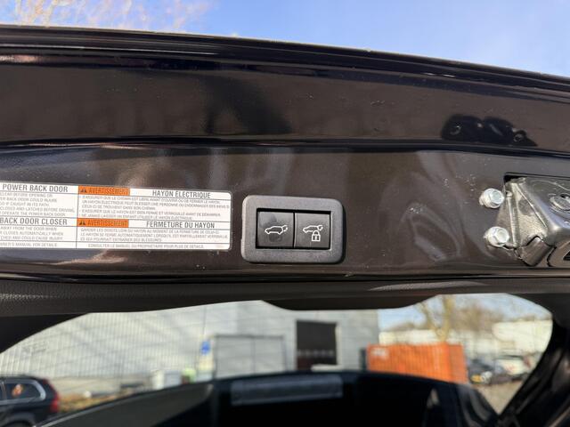 Toyota YARIS Cross 1.5 Hybrid | Head-up display | Trekhaak | Stuurwielverwarming | Adaptive Cruise Control | Achteruitrijcamera |