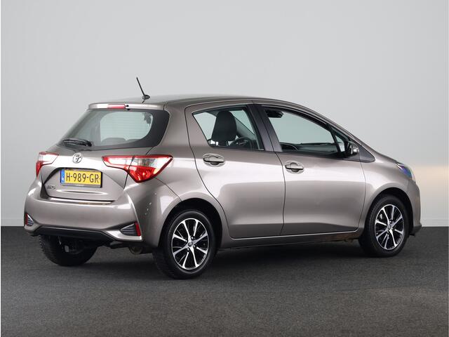 Toyota YARIS 1.0 VVT-i Connect | Apple Carplay -/ Android Auto | Parkeercamera | Airco |
