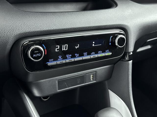 Toyota YARIS 1.5 Hybrid Active | Navigatie | NL-Auto |