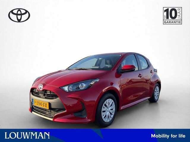 Toyota YARIS 1.5 Hybrid Active | Trekhaak |