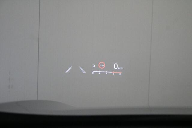 Toyota YARIS Cross 1.5 Hybrid Launch Edition, Stuurverwarming Limited