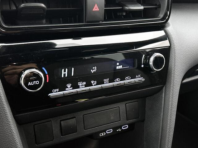 Toyota YARIS Cross 1.5 Hybrid 115 First Edition | NL-Auto | Apple Carplay -/ Android Auto | Parkeercamera |