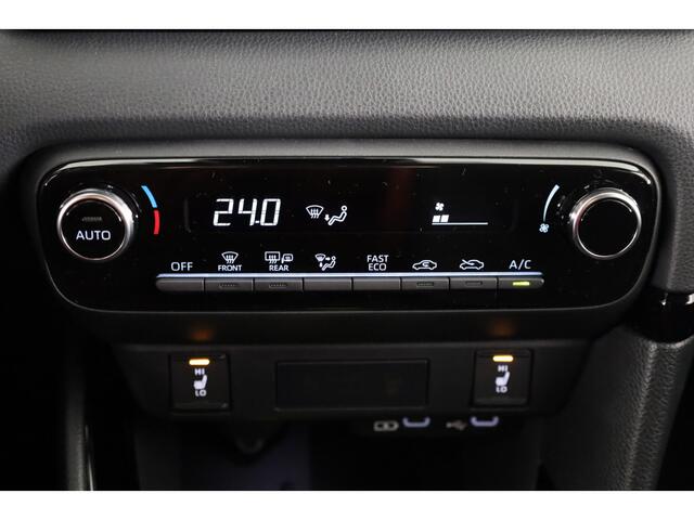 Toyota YARIS 1.5 Hybrid 115 Dynamic | NU MET ¤ 1000 VOORDEEL |