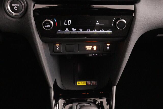 Toyota YARIS Cross 1.5 Hybrid 115 Dynamic | Apple Carplay/Android Auto | Stoel/Stuurverwarming | Parkeersensoren | Nieuwe auto |