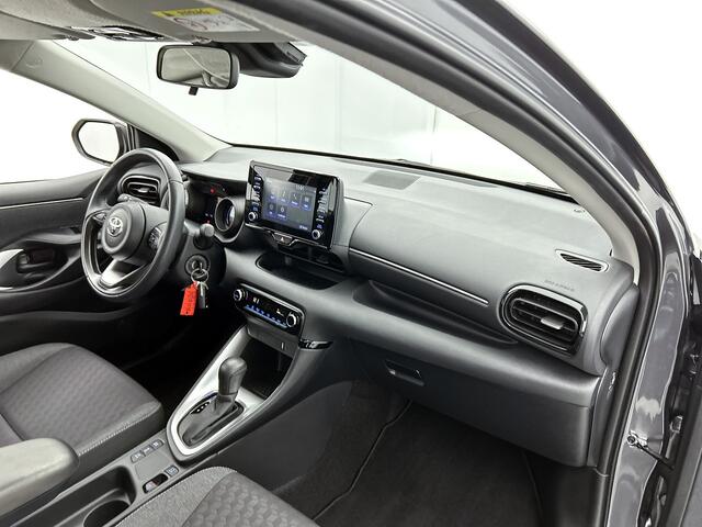 Toyota YARIS 1.5 Hybrid Dynamic | Navigatie | ACC |