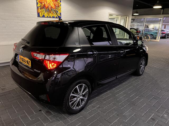 Toyota YARIS 1.5 Hybrid Y20 Exclusive Edition / Keyless Entry / Stoelverwarming / Cruise Control / Apple Car Play