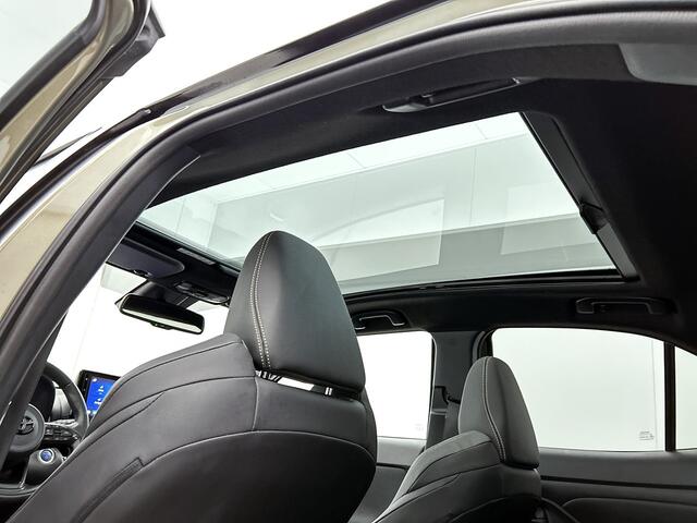 Toyota YARIS Cross 1.5 Hybrid Adventure AWD | 4 wiel aangedreven auto | Premium uitgevoerd | Panodak |