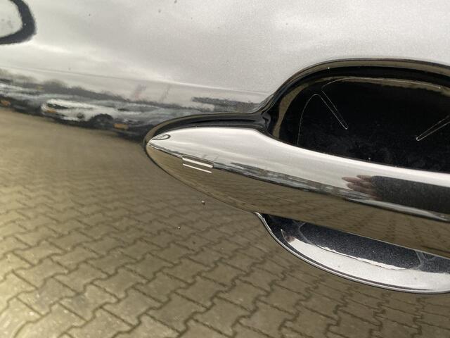 Toyota YARIS Cross 1.5 Hybrid 130 Dynamic Stoel & Stuurverwarming, Adaptieve Cruise Control & Camera Verkoop prijs = Inclusief Trekha