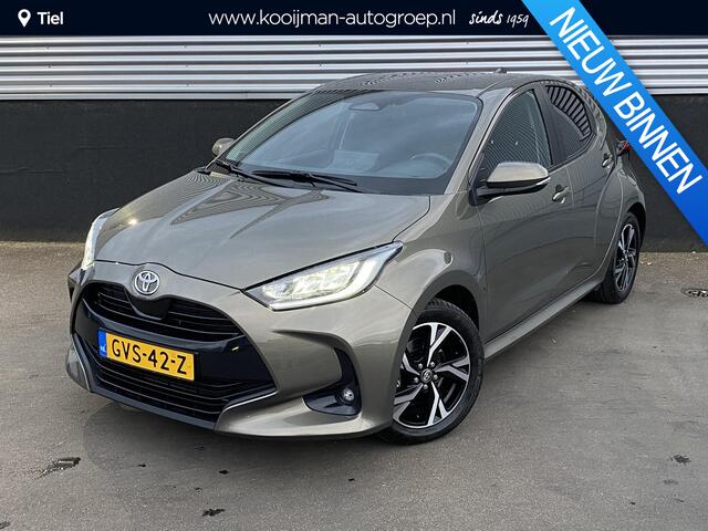 Toyota YARIS 1.5 Hybrid 115 First Edition Navigatie Apple CarPlay/Android Auto, achteruitrij camera, adaptieve cruise control, keyless, NL auto!