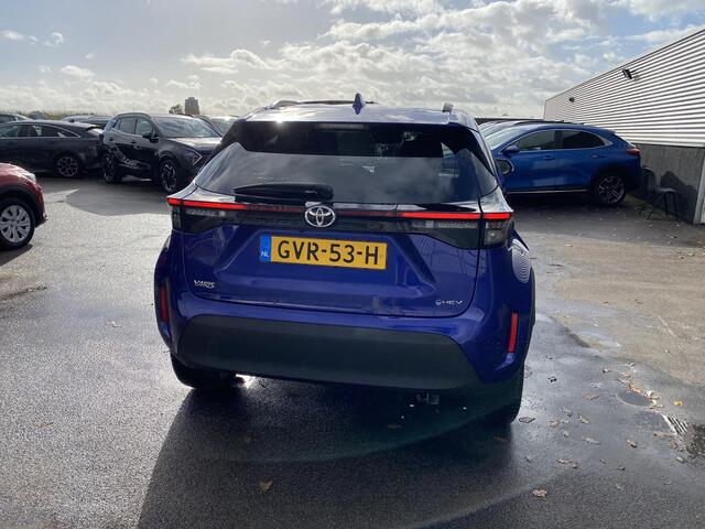 Toyota YARIS Cross 1.5 Hybrid 115 First Edition Navigatie Apple CarPlay/Android Auto, keyless entry- & start, adaptieve cruise control, achteruitrij camera,