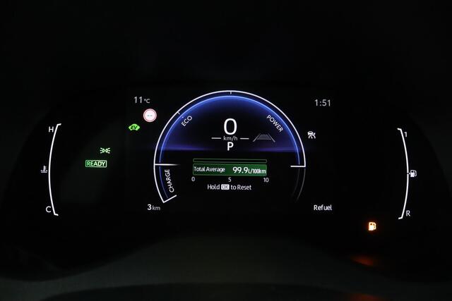 Toyota YARIS Cross 1.5 Hybrid 115 Dynamic | Comfort Pack | Stoel- en Stuurverwarming | Parkeersensoren | Adaptieve Cruise Control | Privacy Glass | 10 Jaar Garantie! |