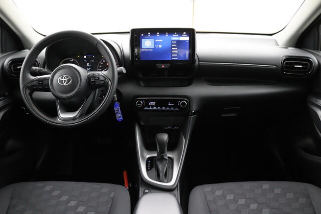 Toyota YARIS 1.5 Hybrid 115 Comfort | ADG XMAS EDITION | Lichtmetalen velgen | Achteruitrijcamera | Apple Carplay | Android Auto |