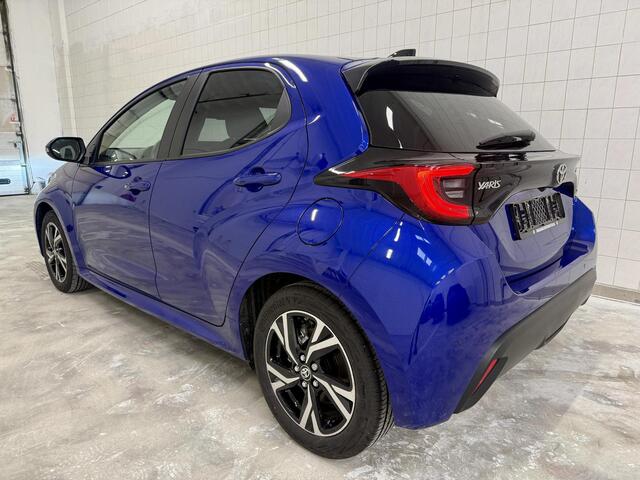 Toyota YARIS 1.5 Hybrid 115 Style Dodehoek / Stoel & Stuurverwarming / PDC voor & achter / Vol opties