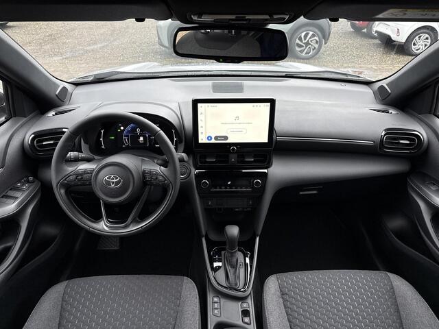 Toyota YARIS Cross 1.5 Hybrid 115 Dynamic **COMFORT PACK/ NIEUWE AUTO/ DIRECT LEVERBAAR**