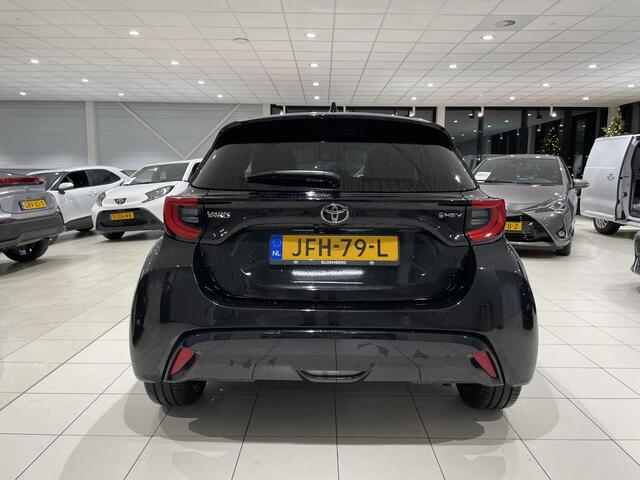 Toyota YARIS 1.5 Hybrid 130 Executive | Demo | Apple Carplay | Android Auto | Fabrieksnavigatie | 17 inch LM-velgen |