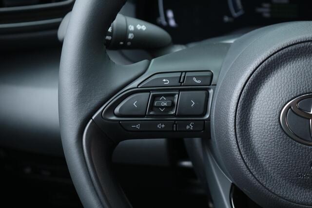 Toyota YARIS Cross 1.5 Hybrid 115 Dynamic, Comfortpack, BSM, Stoel en Stuurverwarming, Parkeersensoren.